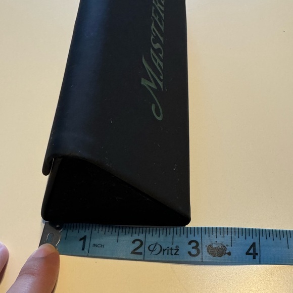 Maui Jim Sunglasses Empty Case with Cleaning cloth - Picture 10 of 11